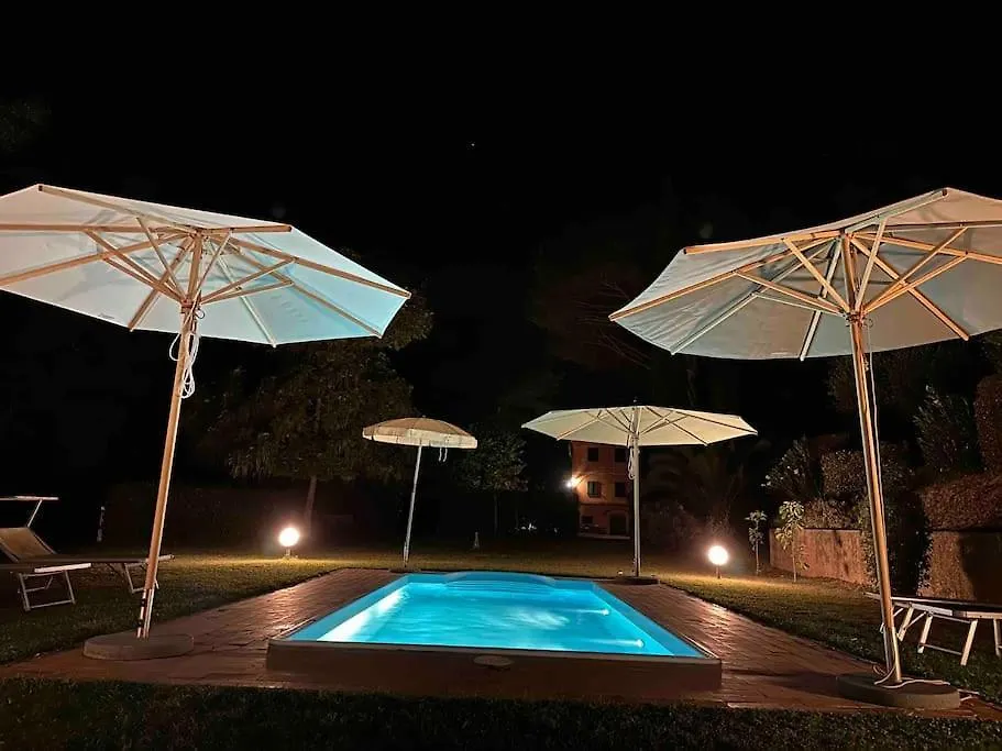 Villa Rosella Crespina 0*,  Italy